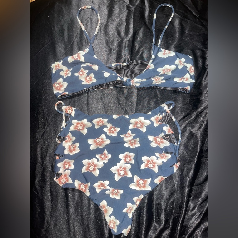 XL ACACIA SWIMWEAR TWO PIECE